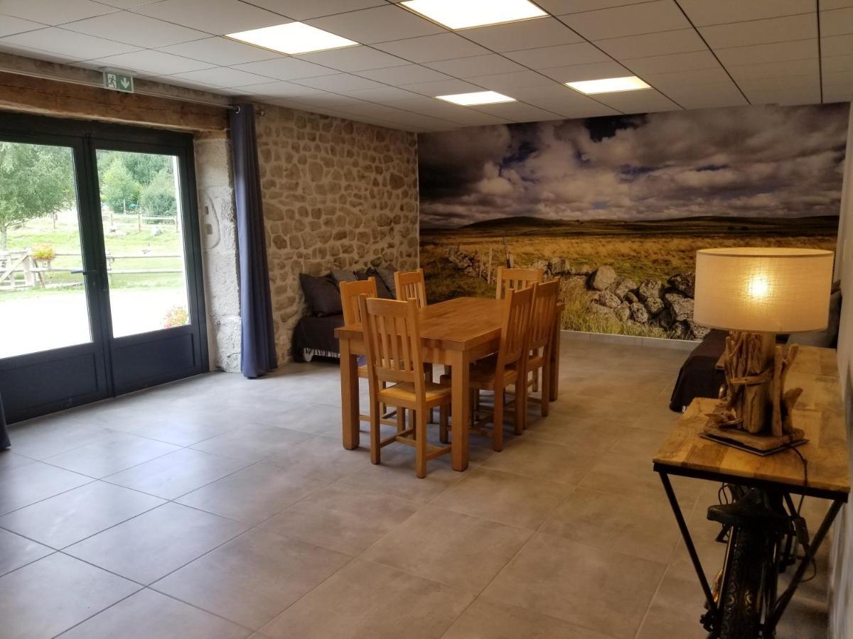 Logis Les Granges De Bigose 3* Rimeize